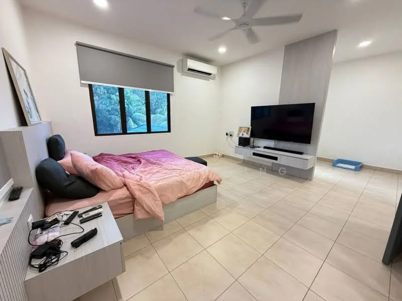Bedroom features: queen-size bed with pink bedding, 2 bedside pillows, wall-mounted TV, light wood cabinetry, built-in wardrobe, floor-to-ceiling window, grey roller blinds, ceiling fan, light-colored tiled flooring, decorative artwork on wall, remote controls on bedside table; style: modern; view: garden.