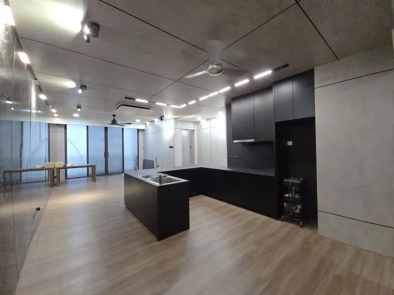 Kitchen features: black cabinetry, island countertop, stainless-steel sink, chrome pull-down faucet, built-in oven, 4-burner gas hob, recessed downlights, ceiling fan, wooden flooring, large windows, open layout, exposed concrete walls; style: modern; view: city.