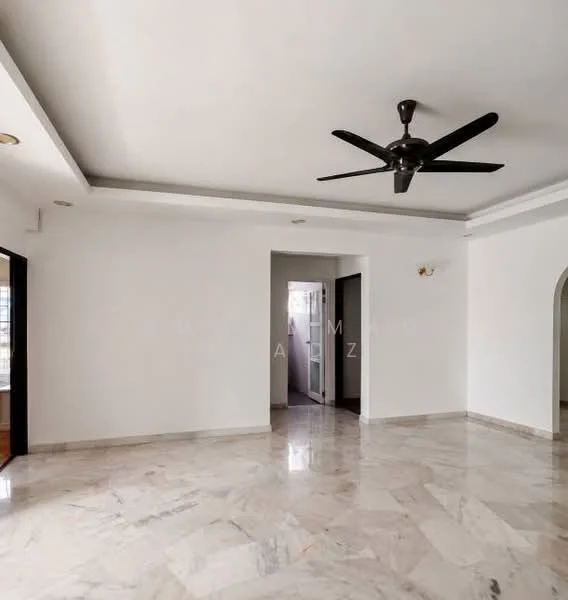 Living features: white painted walls, marble flooring, tray ceiling, 5-blade ceiling fan, recessed downlights, arched doorway, doorway leading to another room, large windows, neutral color palette; style: modern.