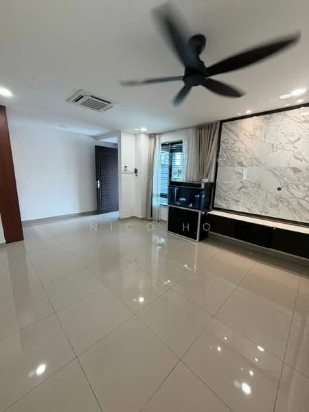 Living features: white painted walls, marble accent wall, glossy ceramic tile flooring, 5-blade ceiling fan with light, recessed downlights, large windows with sheer curtains, built-in TV console, air conditioning unit; style: modern.