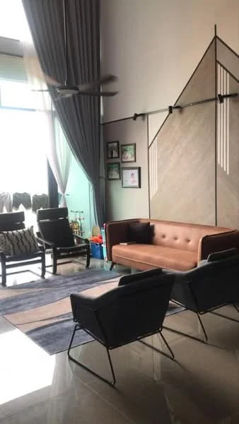 Living features: 3-seater brown leather sofa, 2 black armchairs, area rug with geometric pattern, floor-to-ceiling windows, grey curtains, ceiling fan, wall-mounted artwork, decorative wall with geometric design, polished tile flooring; style: modern.