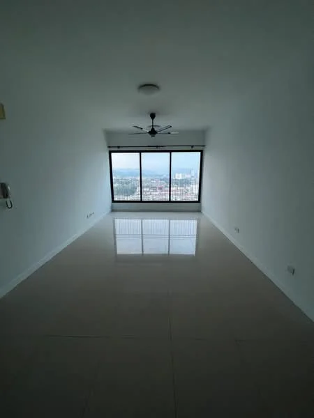 Living features: large floor-to-ceiling windows, city view, white painted walls, polished ceramic tile flooring, 5-blade ceiling fan with light, recessed downlights; style: modern.