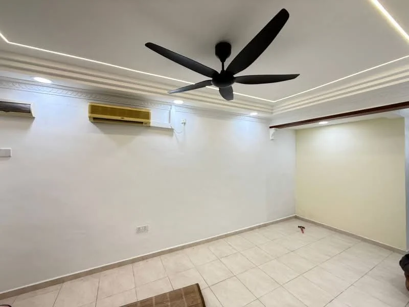 Room features: white painted walls, cream accent wall, tile flooring, 5-blade ceiling fan with light, wall-mounted split AC, recessed LED downlights, crown moulding, neutral colour scheme; style: modern.