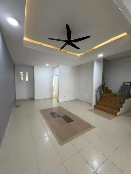 Living features: white painted walls, grey accent wall, tile flooring, 5-blade ceiling fan with light, recessed downlights, staircase with wooden steps, area rug with geometric pattern, open layout; style: modern.