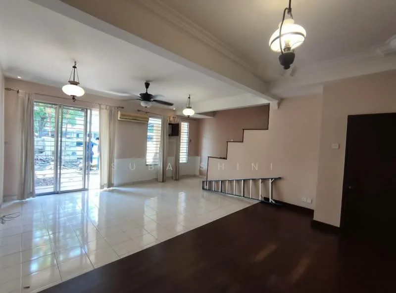 Living features: white painted walls, dark wood flooring, 5-blade ceiling fan with light, 2 pendant lamps, floor-to-ceiling sliding glass door, curtains, air conditioning unit, staircase with wooden railing; style: modern; view: garden.