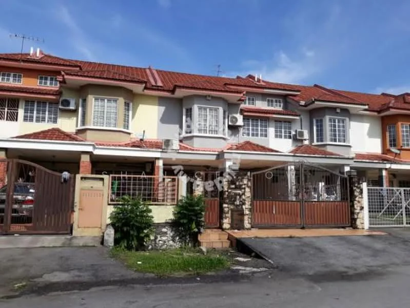 Exterior type: linked terrace house; features: two-storey building, red tiled roof, cream painted facade, white window frames, front porch with stone cladding, metal gate, visible air conditioning units, manicured lawn, paved driveway, fenced front yard; style: modern.
