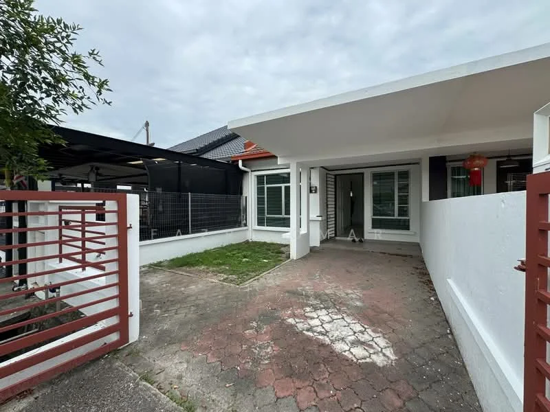 Exterior type: semi-detached house; features: white painted facade, flat roof, brick driveway, manicured lawn, fenced yard, covered car porch, front porch area, red gate, outdoor lighting, lantern decoration, paved walkway; style: modern.
