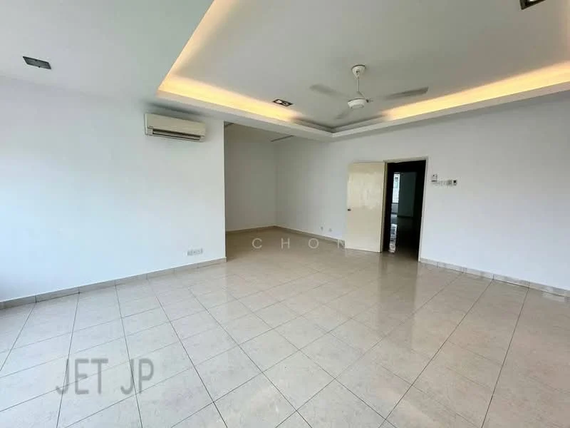Living features: white painted walls, recessed ceiling with LED lighting, 5-blade ceiling fan, wall-mounted split AC, tile flooring, large windows, neutral color palette, open layout; style: modern.