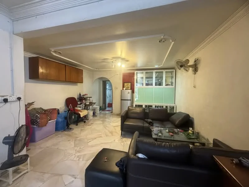 Living features: black leather sectional sofa, glass coffee table, marble flooring, white painted walls, ceiling fan, recessed lighting, wall-mounted air conditioning unit, built-in cabinetry with wooden finish, floor-to-ceiling windows, decorative wall mirror; style: contemporary.