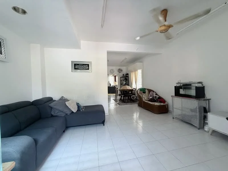 Living features: grey fabric L-shape sectional sofa, white tiled flooring, ceiling fan, wall-mounted TV, glass coffee table, large windows with sheer curtains, decorative wall art, light-colored walls; style: modern.