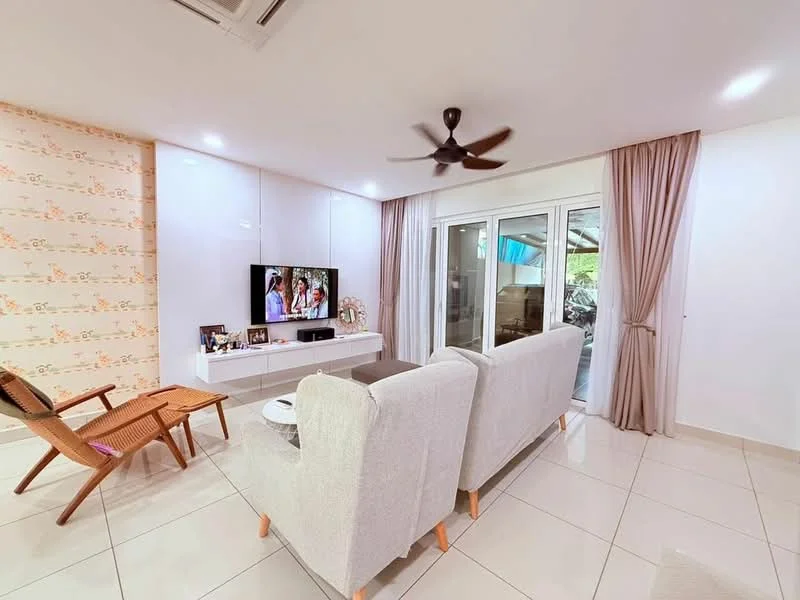 Living features: 2-seater fabric sofa in light grey, 3-seater fabric sofa in light grey, wooden armchair, white TV console, wall-mounted TV, floor-to-ceiling sliding glass door, cream curtains, light-coloured tiled flooring, ceiling fan with light, decorative wall with floral pattern, decorative items on console; style: modern; view: garden.