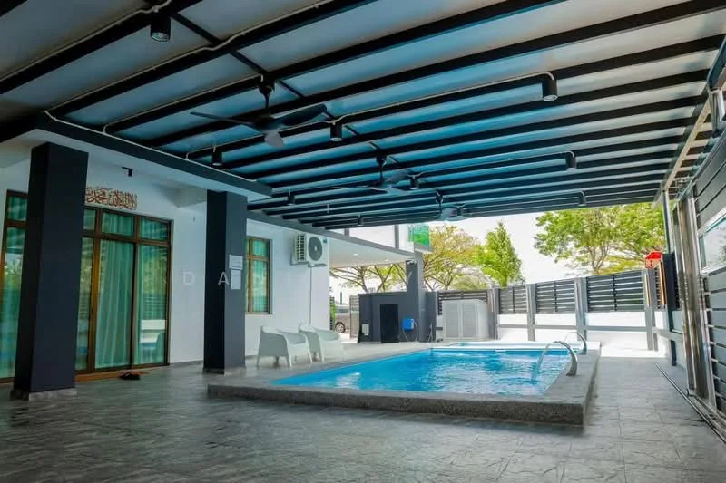 Exterior type: detached bungalow; features: swimming pool, pool deck with loungers, covered patio area, exposed beam ceiling, wall-mounted split AC, sliding glass door, manicured landscaping, tiled flooring, outdoor lighting, fenced perimeter; style: modern.
