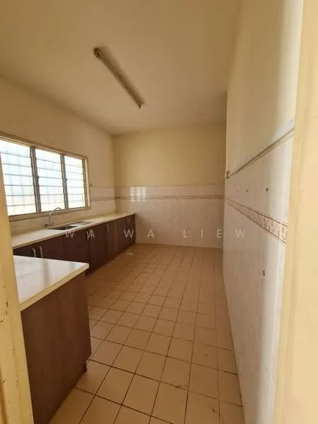 Kitchen features: single-bowl stainless-steel sink, chrome pull-down faucet, laminate countertop, wood cabinetry, tile backsplash, cream painted walls, tile flooring, fluorescent ceiling light, large window, neutral color scheme.