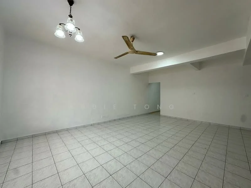 Living features: white painted walls, tile flooring, 5-blade ceiling fan, recessed downlights, large open space, no visible furniture, neutral color scheme, corner wall with no windows; style: minimalist.