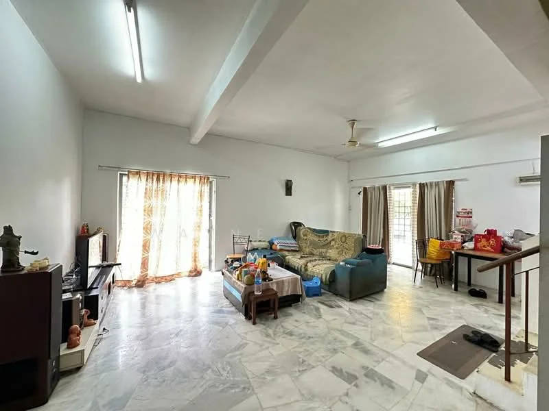 Living features: white painted walls, marble flooring, ceiling fan, sofa in blue fabric, coffee table, TV console, wall-mounted TV, curtains in light fabric, decorative statue, area rug, dining table with chairs, sliding glass door, windows with sheer curtains; style: modern.