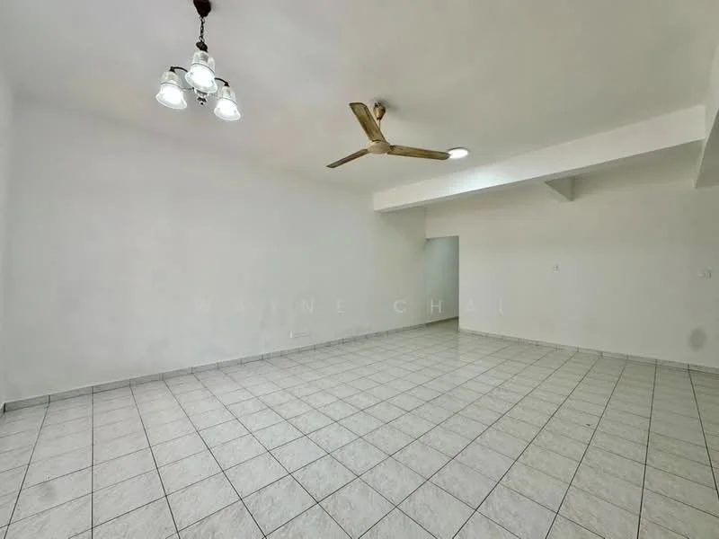 Living features: white painted walls, tile flooring, 5-blade ceiling fan, recessed ceiling lights, open layout, no visible furniture, neutral color scheme, large floor area; style: modern.