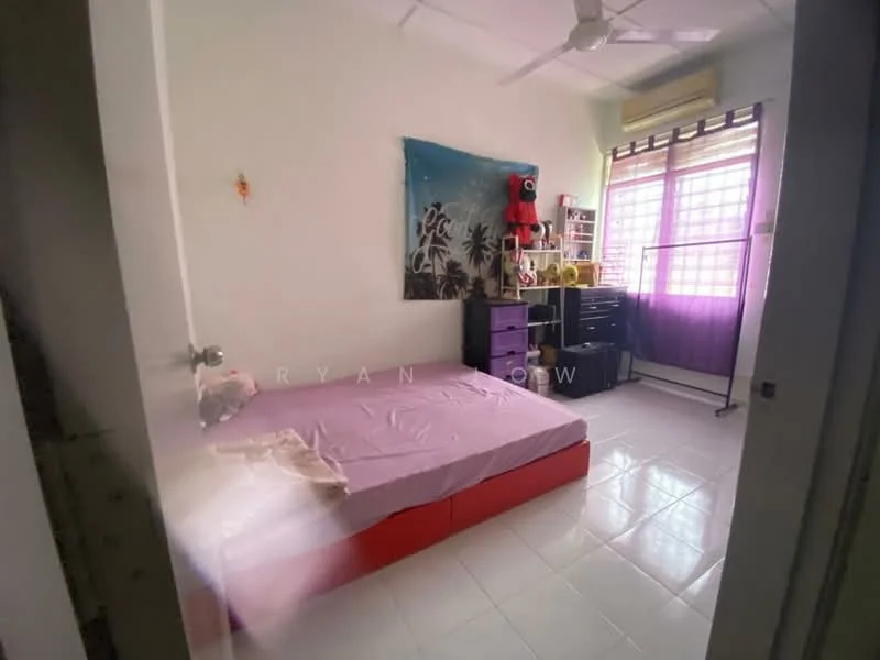 Bedroom features: queen-size bed with red base, white painted walls, white tile flooring, ceiling fan, window with blinds, built-in wardrobe, decorative wall tapestry, shelf unit, stuffed toy decoration.