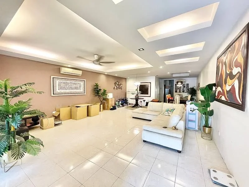 Living features: cream painted walls, white ceiling with recessed lighting, polished ceramic tile flooring, 5-blade ceiling fan, large artwork on wall, green potted plants, sofa in white leather, coffee table, boxes for storage, wall-mounted air conditioning unit; style: modern.