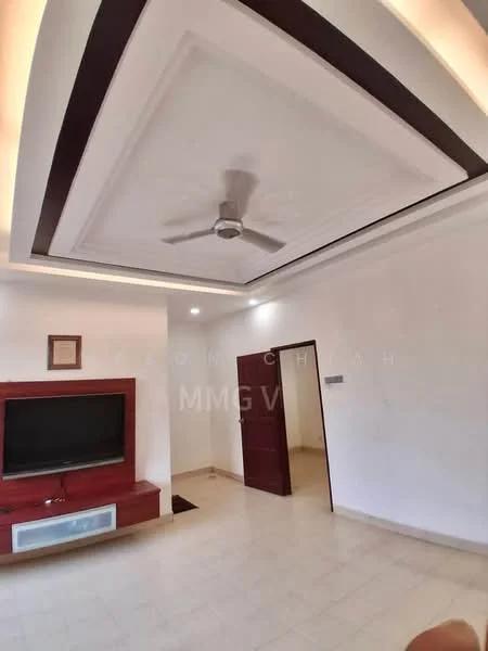 Living features: white painted walls, tray ceiling with recessed lighting, 5-blade ceiling fan, ceramic tile flooring, TV console with storage, wall-mounted TV, doorway leading to another room, neutral color scheme; style: modern.
