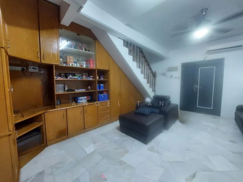 Living features: marble flooring, wooden cabinetry, built-in shelves, staircase, black leather sofa, recessed ceiling lights, wall-mounted air conditioning unit, dark wooden handrail; style: modern.