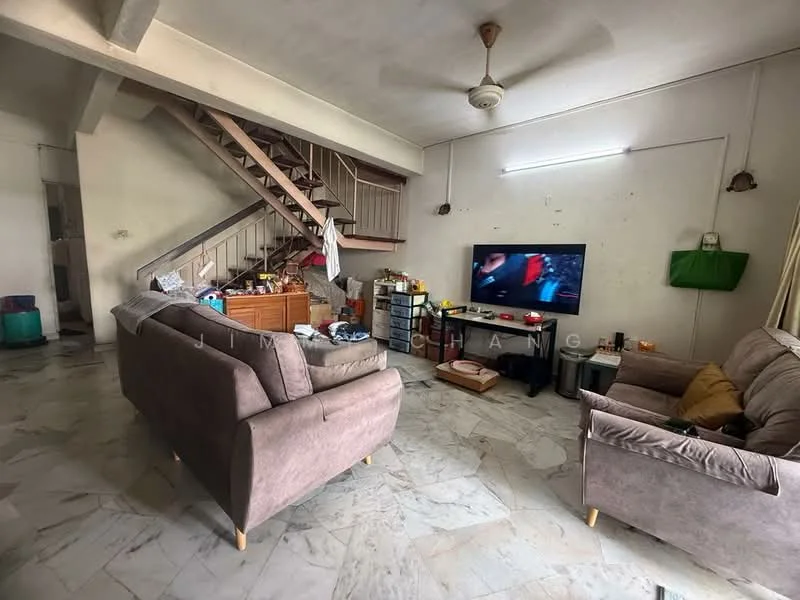 Living features: marble flooring, ceiling fan, sofa in beige, 2-seater fabric sofa, coffee table, wall-mounted TV, TV console, staircase, decorative items on table, window with natural light, wall with light fixture.