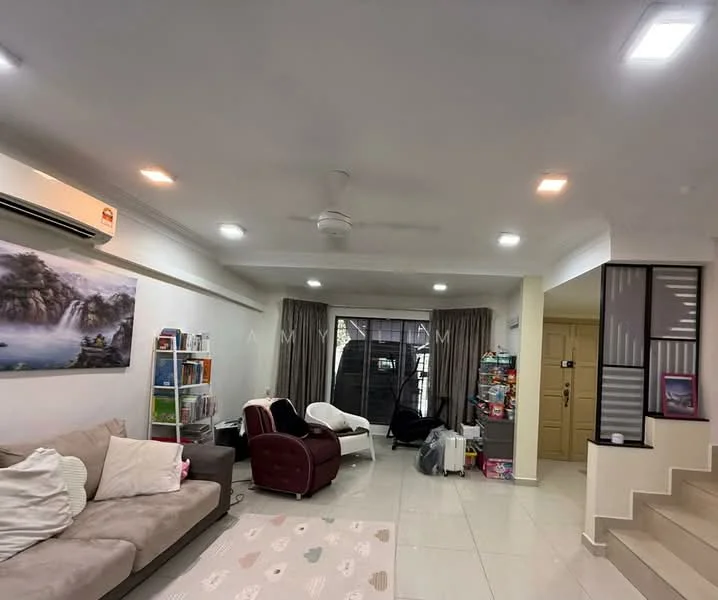 Living features: cream painted walls, white ceiling, 5-blade ceiling fan with light, recessed LED downlights, large windows with sheer curtains, light-colored floor tiles, L-shaped fabric sofa in beige, red upholstered armchair, white accent chair, bookshelf with multiple compartments, decorative area rug with geometric pattern, storage boxes, wall-mounted artwork; style: modern.