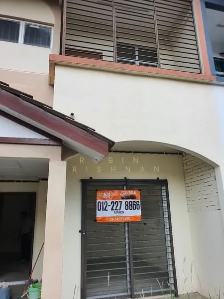Exterior type: linked terrace house; features: cream painted facade, wooden slatted balcony, sliding metal gate, single-storey structure, pitched tile roof, front porch area; style: modern.
