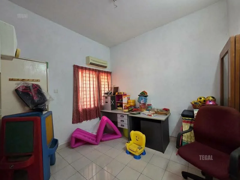 Room features: white painted walls, tile flooring, window with sheer curtains, 1 wall-mounted split AC, desk with drawers, office chair, colorful plastic toys, storage boxes, pink play tunnel, yellow plastic chair.