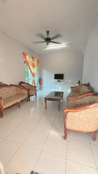 Living features: 3-seater fabric sofa in beige, 2-seater fabric sofa in beige, coffee table with glass top, TV console, wall-mounted TV, ceiling fan with light, white painted walls, glossy tile flooring, curtains with floral pattern, sliding glass door leading outside; style: traditional; view: garden.