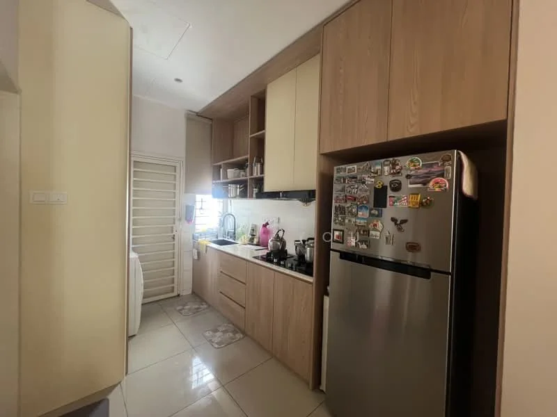 Kitchen features: light wood cabinetry, black countertop, stainless-steel fridge, built-in oven, 4-burner gas hob, single-bowl stainless-steel sink, chrome pull-down faucet, white tiled backsplash, ceramic tile flooring, window with grill, washing machine, decorative magnets on fridge; style: modern.