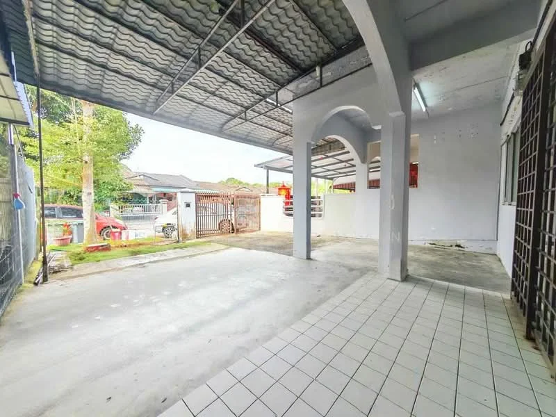 Exterior type: car porch; features: covered car porch, tiled flooring, white painted walls, metal roof, open space, fenced perimeter, concrete driveway, surrounded by greenery; style: modern.