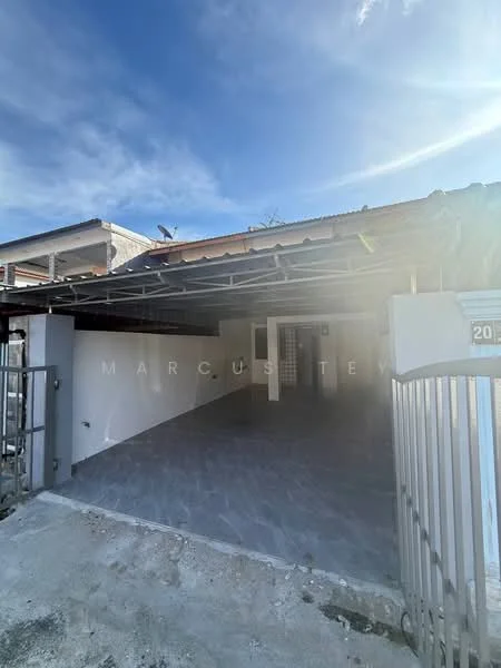 Exterior type: linked terrace house; features: covered car porch, grey tiled flooring, metal roof, white painted walls, gated entrance, front yard area; style: modern.