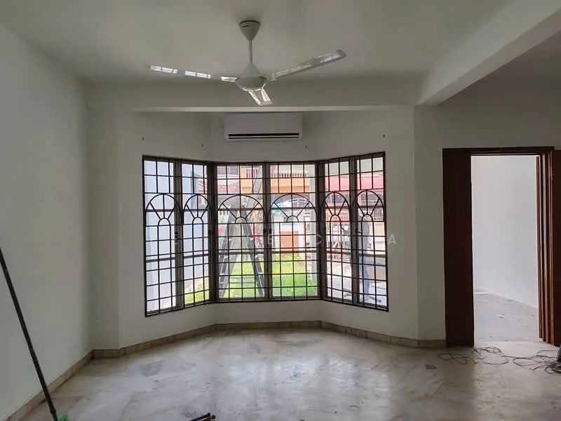 Room features: white painted walls, marble flooring, 5-blade ceiling fan, wall-mounted split AC, bay window with multiple panes, view of garden, light from windows, no visible furniture; style: modern; view: garden.