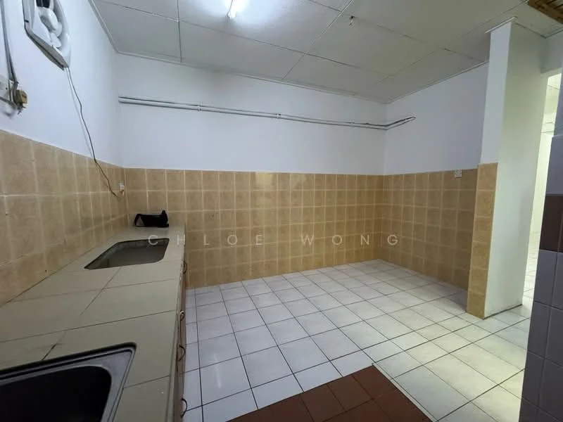 Kitchen features: double-bowl stainless-steel sink, chrome pull-down faucet, cream tiled backsplash, white painted walls, white ceiling, tile flooring in white, tile flooring in brown, built-in cabinetry, countertop with storage below.