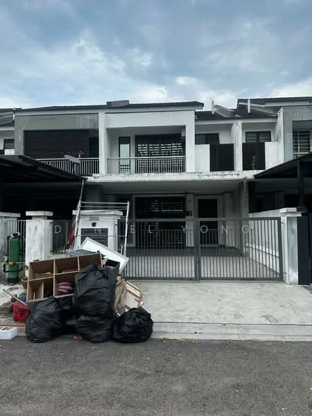 Exterior type: linked terrace house; features: white painted facade, two-storey structure, metal gate, concrete driveway, front porch area, balconies on upper level, sliding glass doors, exposed concrete, garbage bags in front, ladder leaning against the building; style: modern.