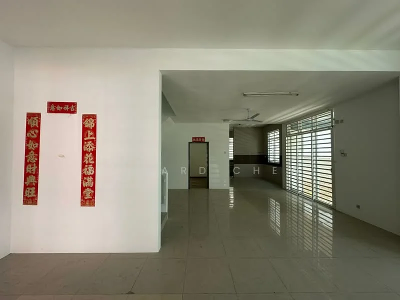 Living features: white painted walls, glossy tile flooring, ceiling fan, large windows with horizontal blinds, open layout, natural light, decorative wall hangings, neutral color scheme; style: modern. Room features: white painted walls, glossy tile flooring, ceiling lights, open layout, natural light.