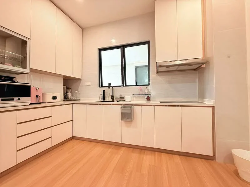 Kitchen features: white cabinetry with flat-panel doors, stainless-steel sink, chrome pull-down faucet, built-in oven, microwave, ceramic tile backsplash, countertop with light grey surface, window above sink, wood laminate flooring, recessed downlights; style: modern.