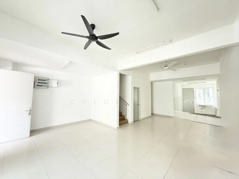 Living features: white painted walls, polished ceramic tile flooring, 5-blade ceiling fan with light, 2 ceiling fans, staircase leading to upper floor, large mirror on wall, windows allowing natural light, open layout; style: modern.