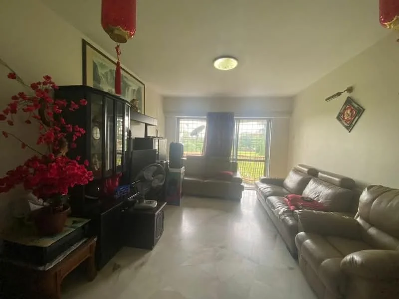 Living features: cream painted walls, marble tile flooring, 5-blade ceiling fan with light, sofa in brown leather, coffee table, TV console, wall-mounted TV, decorative wall art, large windows with curtains, houseplants in ceramic pots, red decorative flowers, floor lamp; style: contemporary; view: garden.