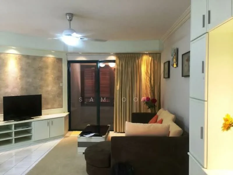 Living features: 3-seater fabric sofa in beige, 2-seater fabric sofa in brown, coffee table, wall-mounted TV, TV console with storage, floor-to-ceiling windows, sliding glass door, curtains, ceiling fan with light, decorative wall with textured finish, light-colored walls, tile flooring; style: modern.