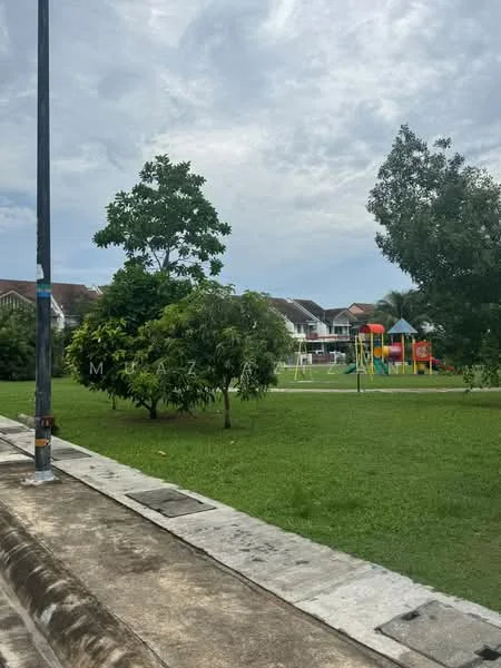 Exterior type: linked terrace house; features: manicured lawn, mature trees, children's playground with colorful equipment, paved walkway, street lamp, residential houses in background; style: modern.