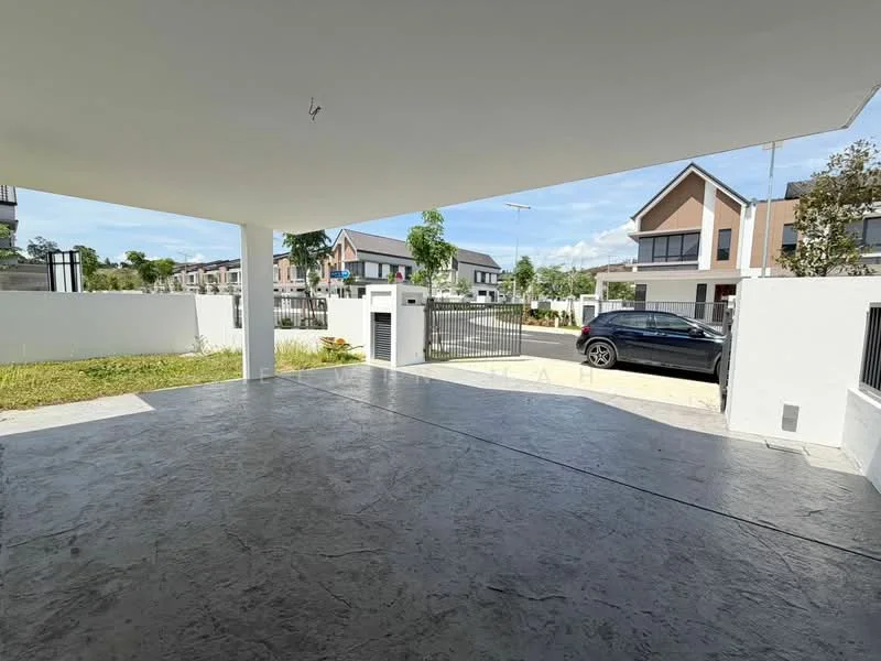 Exterior type: linked terrace house; features: covered car porch, concrete flooring, manicured lawn, surrounded by low-rise residential buildings, gated entry, driveway, fence, street view, landscaped garden; style: modern.