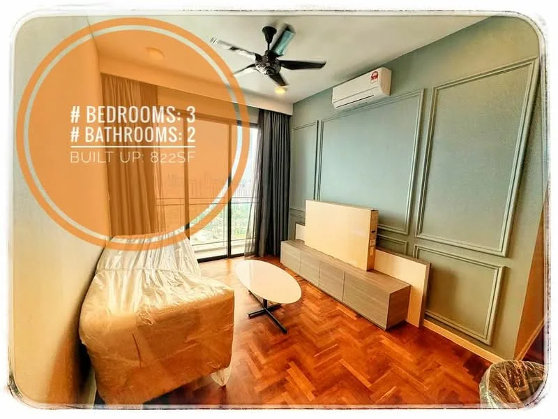 Living features: wooden flooring, grey painted walls, 5-blade ceiling fan with light, wall-mounted air conditioning unit, TV console, coffee table, large window with city view, curtains; style: modern; view: city.