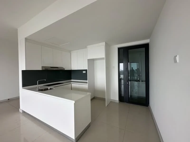 Kitchen features: white cabinetry, black backsplash, stainless-steel range hood, single-bowl stainless-steel sink, chrome pull-down faucet, white quartz countertop, built-in oven, freestanding range oven, ceramic tile flooring, recessed downlights, floor-to-ceiling windows, open layout; style: modern; view: city.