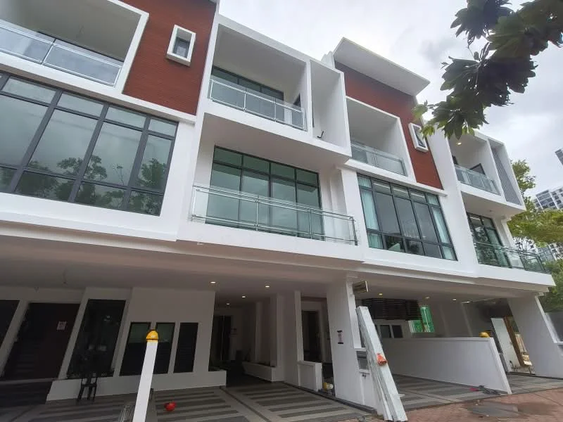 Exterior type: linked terrace house; features: white painted facade, red brick accents, large floor-to-ceiling windows, balconies with glass railings, flat roof, manicured landscaping, paved driveway, multiple storeys, modern architectural design; style: modern.