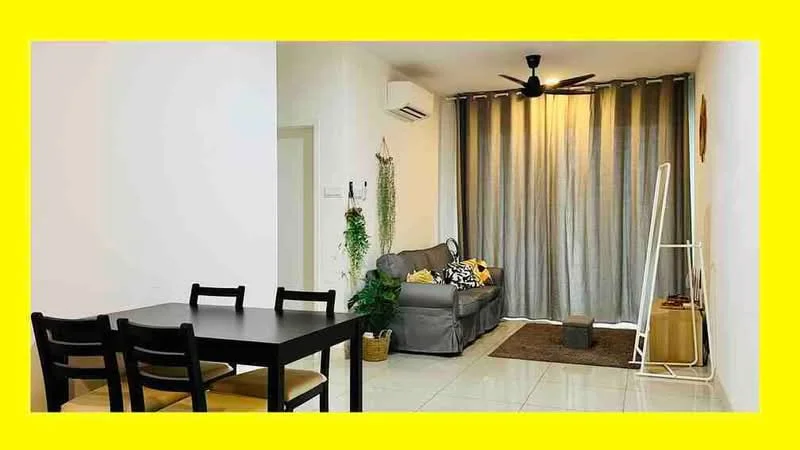 Living features: 3-seater fabric sofa in grey, ceiling fan, floor-to-ceiling curtains in grey, area rug, coffee table, wall-mounted air conditioning unit, decorative plants, wall-mounted shelving unit, light-colored walls, tile flooring; style: modern.