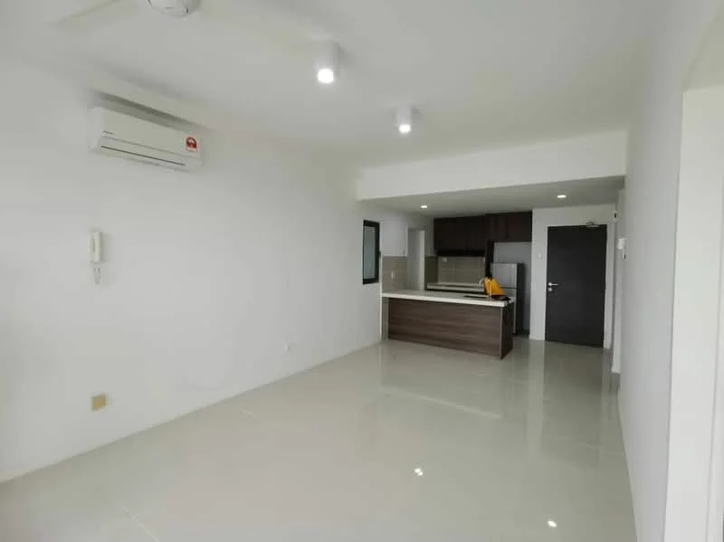 Living features: white painted walls, polished ceramic tile flooring, recessed LED downlights, 1 wall-mounted split AC, open kitchen layout, kitchen island with countertop, window with black frame, door leading to kitchen; style: modern.