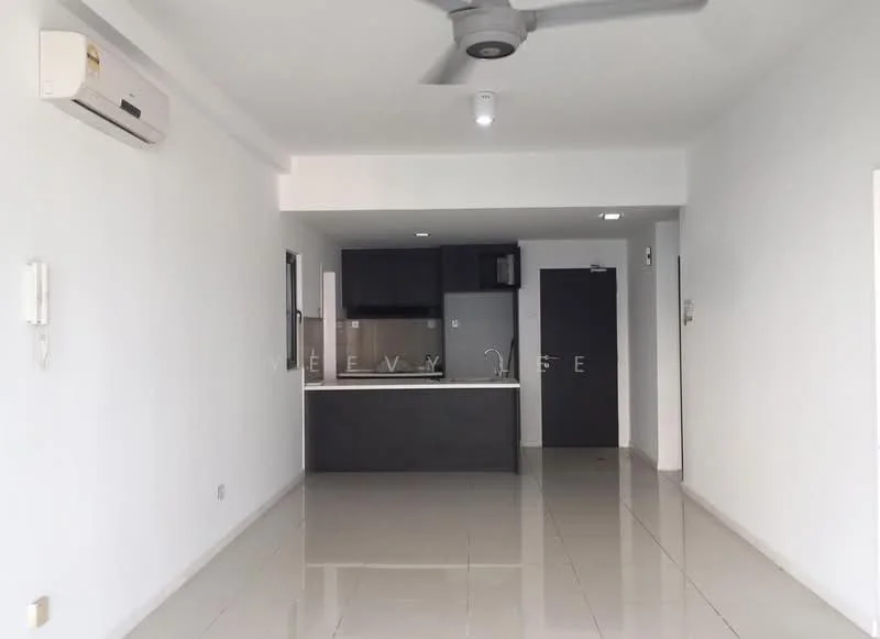 Living features: white painted walls, glossy tile flooring, 5-blade ceiling fan with light, wall-mounted split AC, kitchen island with black countertop, stainless-steel fridge, built-in kitchen cabinetry, door leading to hallway; style: modern.
