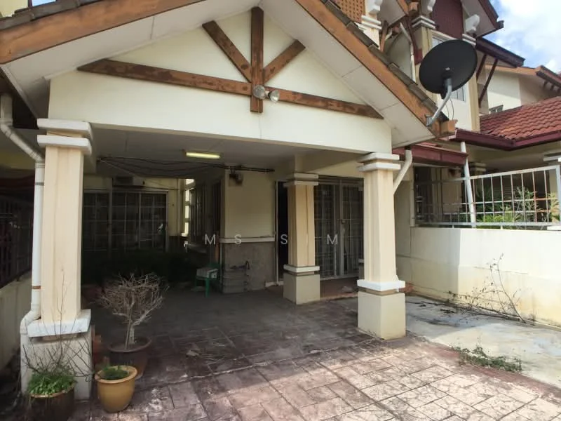 Exterior type: semi-detached house; features: covered car porch, paved flooring, exposed wooden beams, white painted facade, red tiled roof, garden area with potted plants, metal gate, fenced perimeter, outdoor lighting, windows with grills; style: traditional.