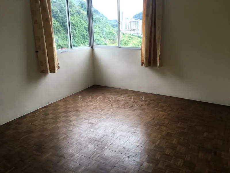 Room features: wooden flooring, cream painted walls, floor-to-ceiling windows, curtains, mountain view; view: mountain.